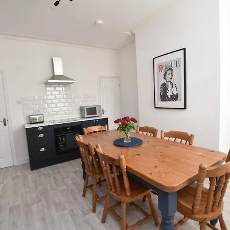 Queen Liz Holiday home Leeds (West Yorkshire)